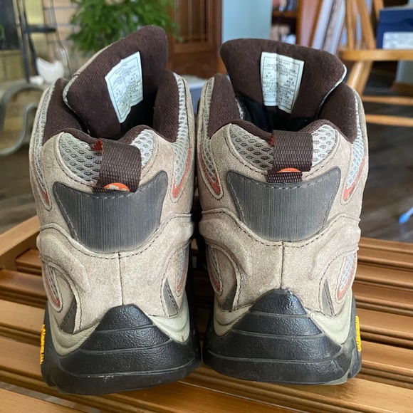 Hiking boots - Picture 4 of 6